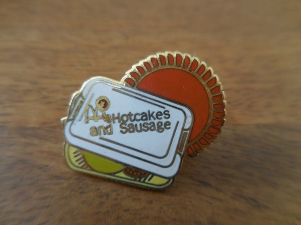 画像1: 【McDonald's Hotcakes and sausage】ピンバッジ ピンバッチ PINS カナダ マクドナルド　ホットケーキ (1)