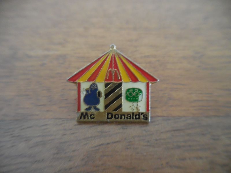 McDonald's グリマス 】レア ピンバッジ ピンバッチ PINS マクドナルド